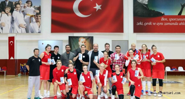 Bayraklı’nın perilerinden anlamlı destek