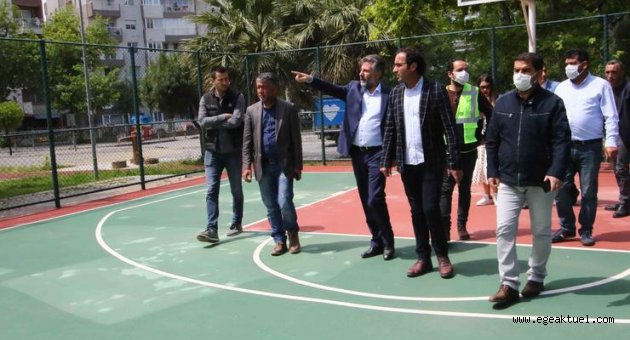 Bayraklı’nın spor alanları yenileniyor