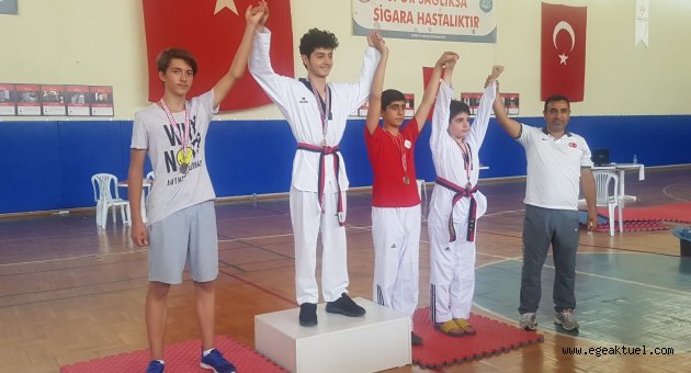 Bayraklı’nın taekwondo takımı göz doldurdu 