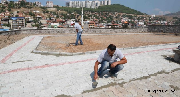 ‘Bayraklı’ parklarıyla daha güzel