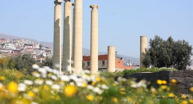Bayraklı, Travel Turkey’de