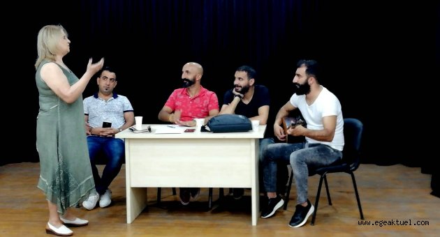 Bayraklı yeni yeteneklerini seçti