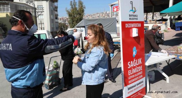 Bayraklı zabıtasından pazar yerlerinde denetim