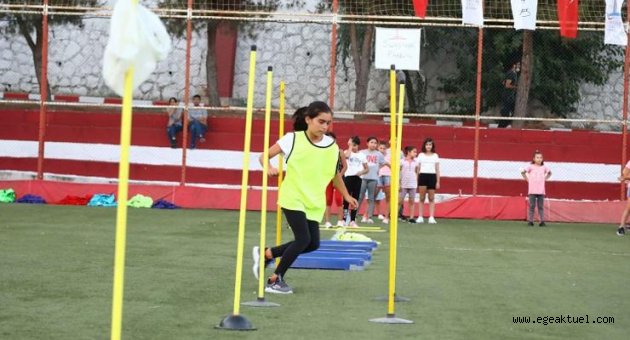 Bayraklı'da 30 Ağustos coşkusu