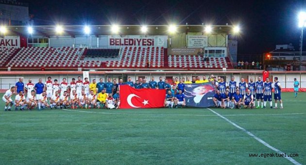 Bayraklı'da başkanlık futbol turnuvası heyecanı
