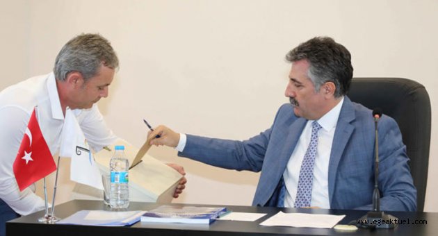 Bayraklı'da ilk Meclis toplandı