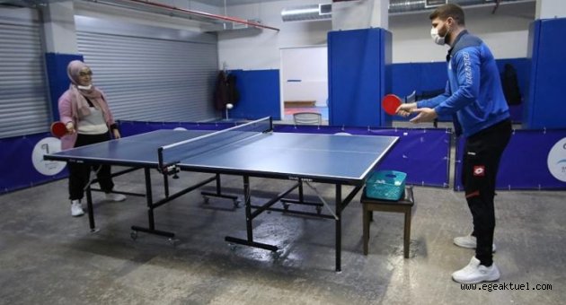Bayraklı'da spor kursları yeniden başladı