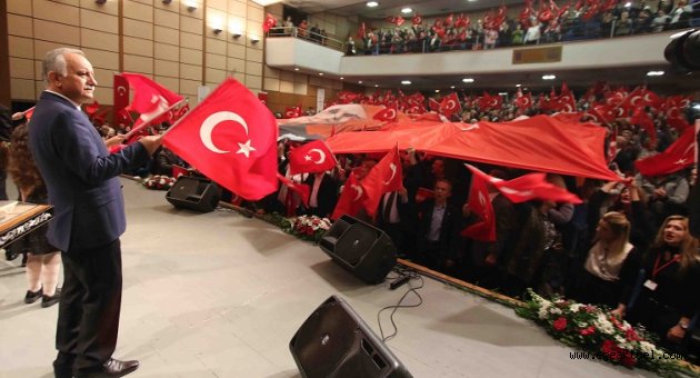 Bayraklı'da ustaya saygı konseri