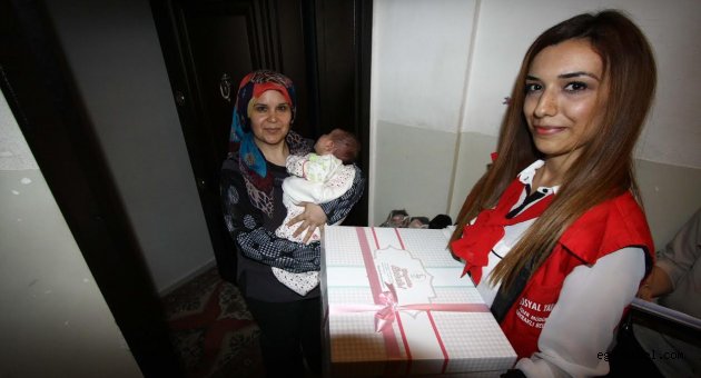 Bayraklı'dan "Hoşgeldin Bebek"