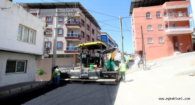 Bayraklı'nın 25 mahallesinde asfaltlama seferberliği sürüyor
