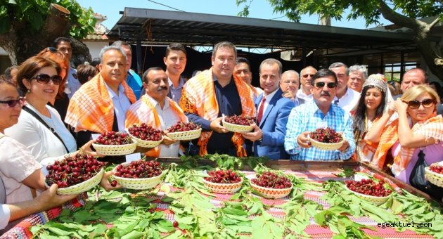 Belenbaşı’nın kirazları görücüye çıktı