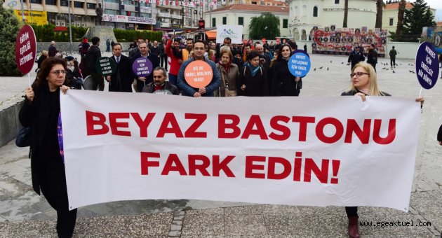 Beyaz bastonu farkedin