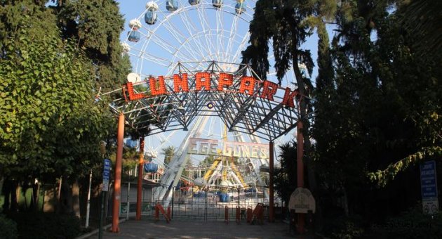 Bir dönem ünlü sanatçıların sahne aldığı Kültürpark’ta tahliyeler sürüyor
