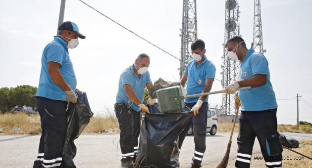 Bir günde 5 ton çöp toplandı