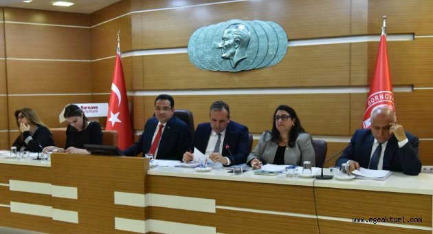  Bornova Belediye Meclisi’nden Aydoğan’a vefa