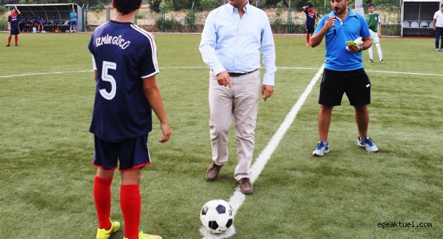  Bornova Belediyesi Başkanlık Kupası başladı