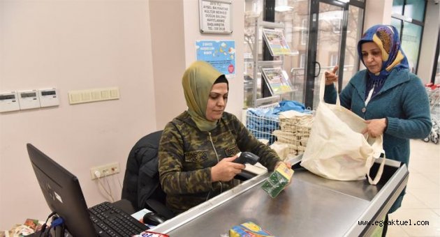Bornova Belediyesi bez torbada da örnek