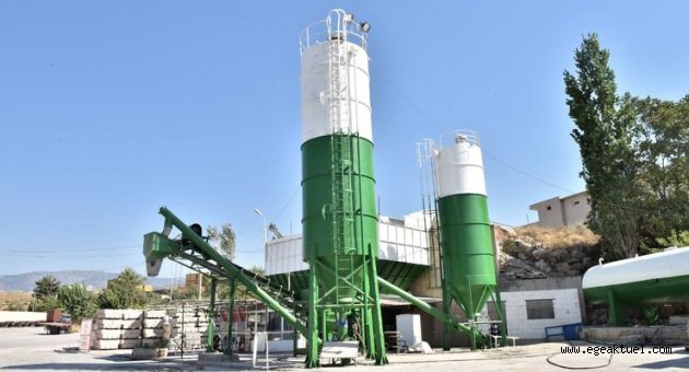 Bornova Belediyesi kendi betonunu üretmeye başladı