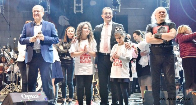 Bornova Belediyesi’nden 23 Nisan özel konser