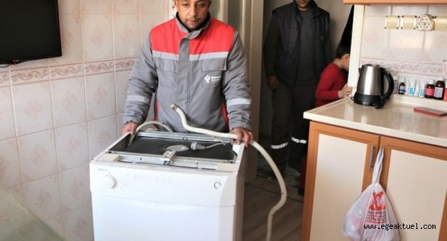 Bornova Belediyesi’nden eski ev eşyalarına ikinci hayat