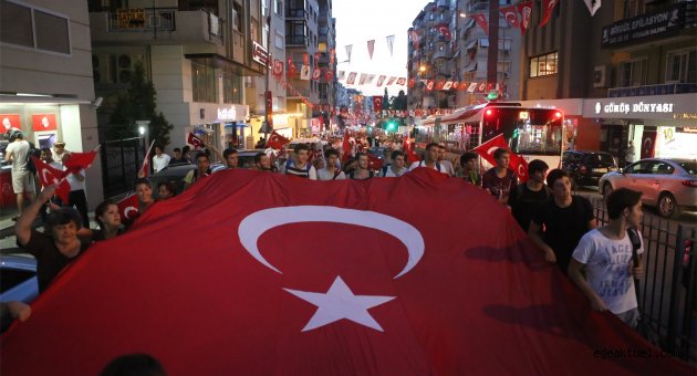 Bornova’da 29 Ekim coşkusu
