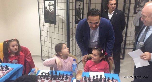 Bornova’da Atatürk Anısı’na satranç turnuvası