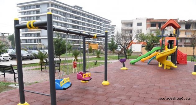 Bornova’da bir park daha yenilendi
