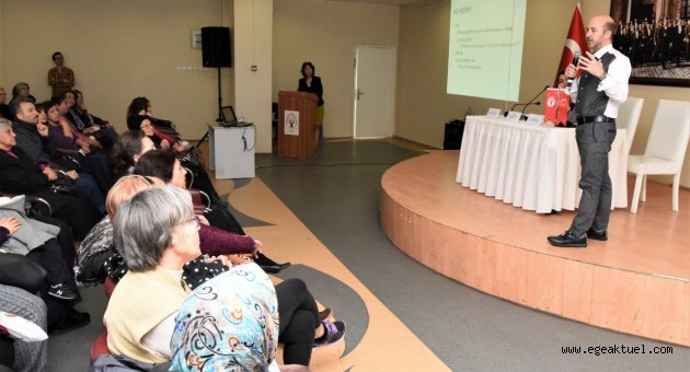  Bornova’da enfeksiyonlarla mücadele paneli
