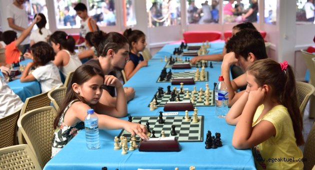 Bornova’da hayata engel yok