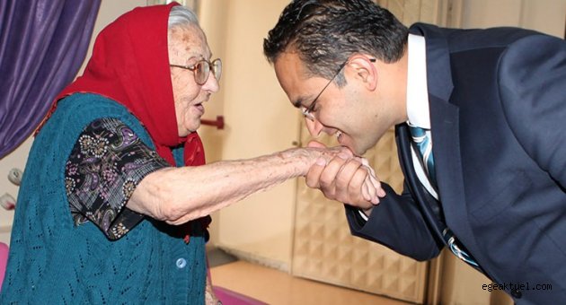Bornova’da ihtiyacı olan yaşlılara belediye güvencesi