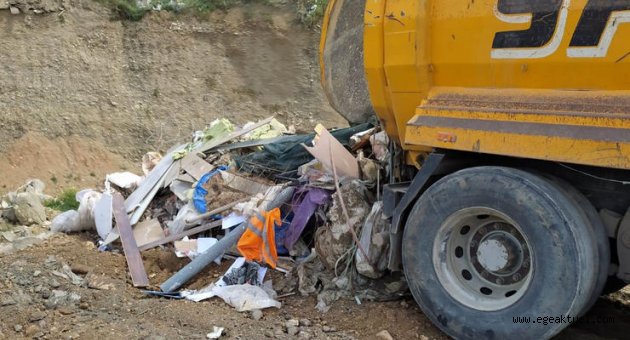 Bornova’da kaçak moloz dökümlerine geçit yok