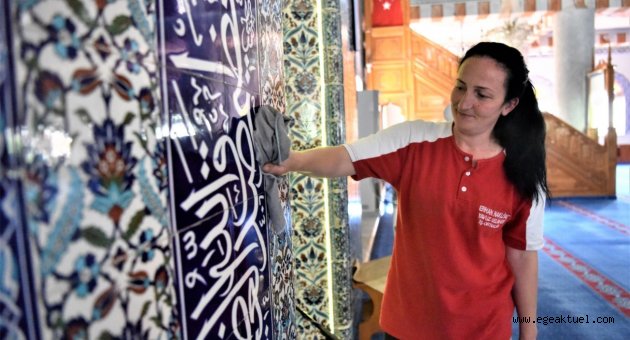 Bornova’da kutsal temizlik