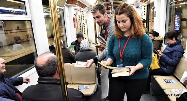 Bornova’da okumaya teşvik için süpriz proje