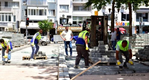 Bornova’da yol hamlesi