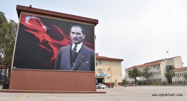 Bornova’nın duvarları konuşuyor