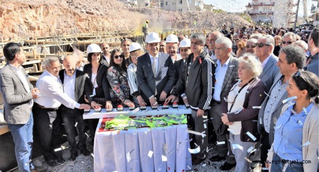 Bornova’nın iki yeni pazaryeri bu yıl içinde açılıyor