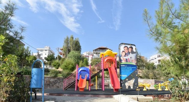 Bornova’nın parkları yenileniyor