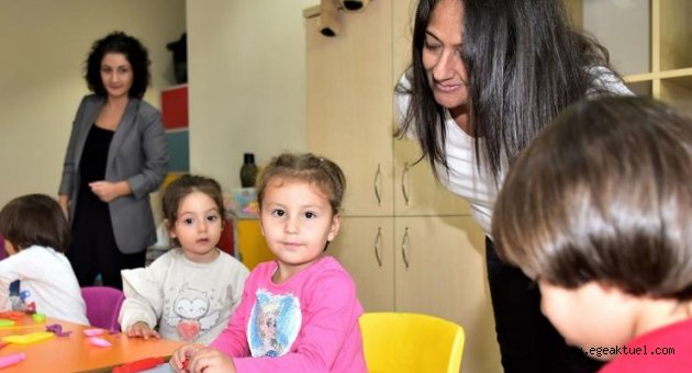 Bornova'da anneler bilinçlendiriliyor