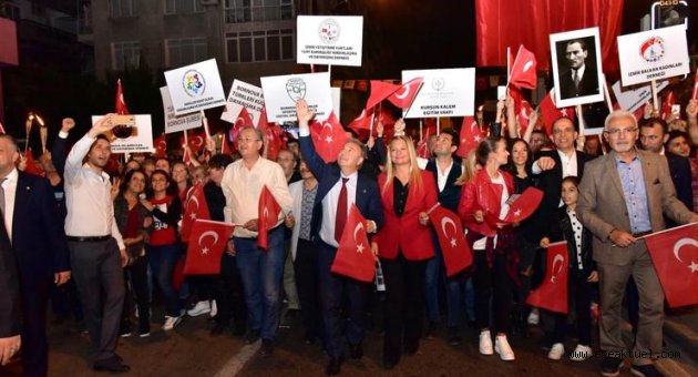Bornova'da fener alayı coşkusu