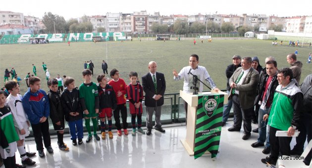 Bornova'da şenlik gibi turnuva