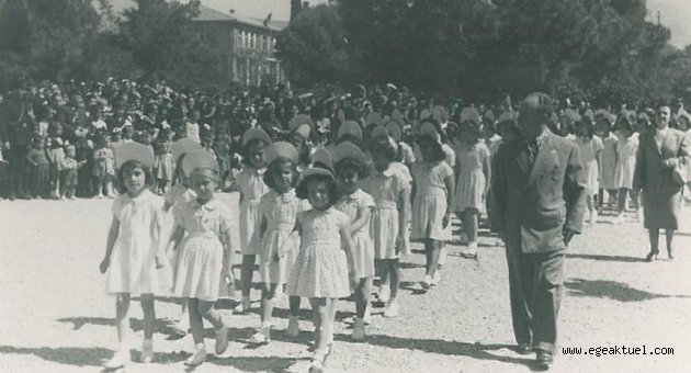 Bornova'da tarihe tanıklık eden kareler