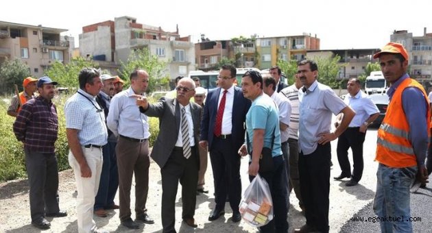 Bornova'da yol hamlesi