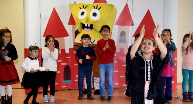Bornovalı çocuklara ara tatil hediyesi