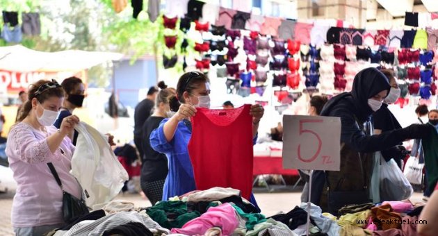 Bornovalı kadınların Sosyete Pazarı sevinci 
