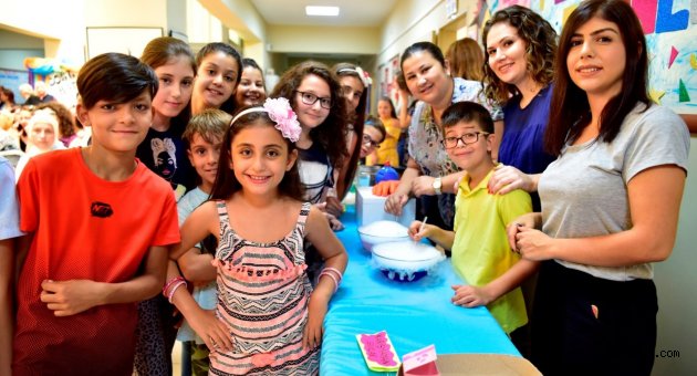 Bornovalı öğrenciler eğlenerek öğreniyor