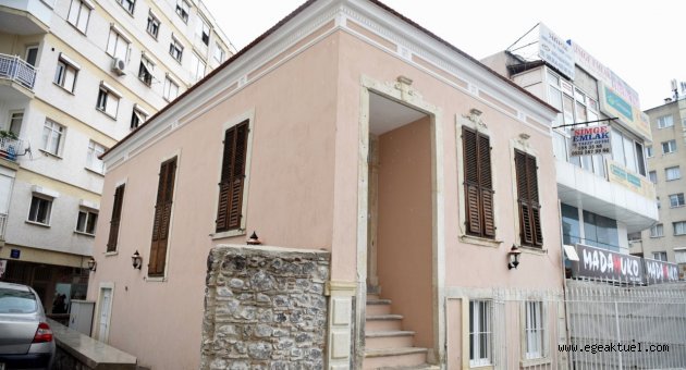  Bornovalıların anıları bu binada sergileniyor