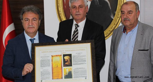 Boşnaklar Başkan İduğ’u ziyaret etti