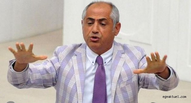 ‘Bu bir basın darbesi, karartma dönemi özentiliğidir’