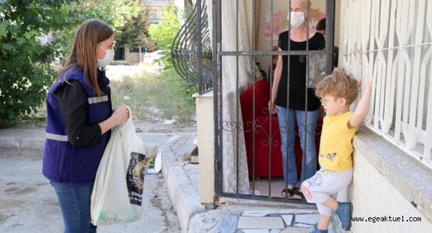 Buca Belediyesi’nden Covid -19’a karşı temizlik paketleri