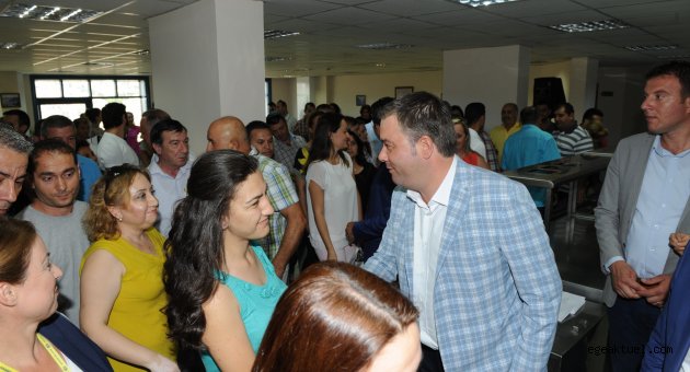 Buca’da 7’den 77’ye bayram kutlaması